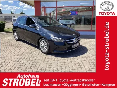 Gebraucht Mercedes B200 Progressive 163 PS (119 kW) 2019 Kosmosblack  met. Kleinwagen