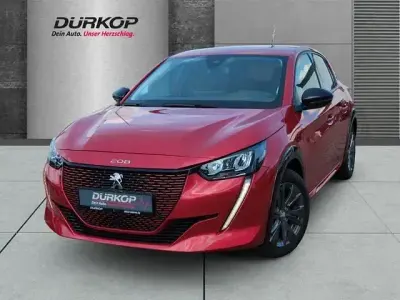 Gebraucht Peugeot e-208 Allure 100 kW (136 PS) 2022 Rot Kleinwagen