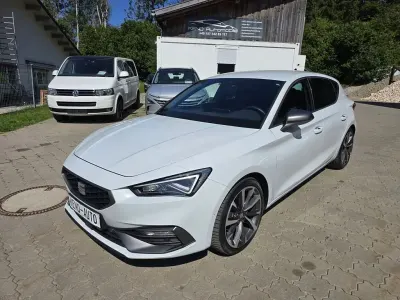 Gebraucht Seat Leon FR 150 PS (110 kW) 2021 Weiß Limousine