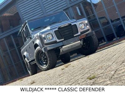 Grey metallic Gebraucht 2015 Land Rover Defender SUV | 79.999 €