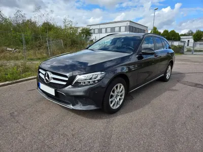Gebraucht Mercedes C200 Avantgarde 160 PS (117 kW) 2019 Schwarz Kombi