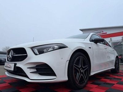 Gebraucht Mercedes A250 AMG line 160 PS (117 kW) 2021 Polarweiss Limousine