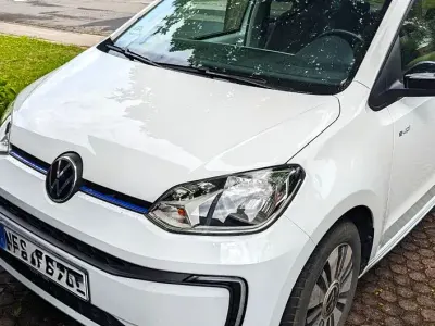 Gebraucht VW e-up! 61 kW (83 PS) 2020 Weiß Kleinwagen