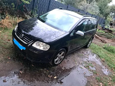 Używany VW Touran 105 KM (77 kW) 2003 Czarny Minivan