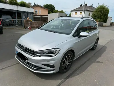 Gebraucht VW Golf VII 131 PS (96 kW) 2019 Silber Limousine
