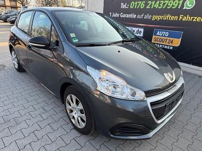Gebraucht Peugeot 208 Allure 82 PS (60 kW) 2018 Grau Kleinwagen