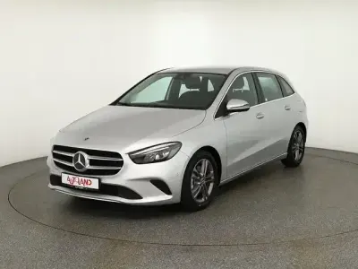Gebraucht Mercedes B220 Progressive 190 PS (139 kW) 2019 Iridium silber metallic Kleinwagen