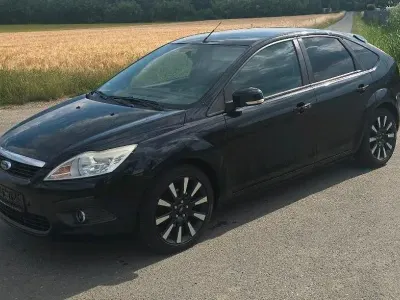 Gebraucht Ford Focus 125 PS (91 kW) 2009 Schwarz Limousine