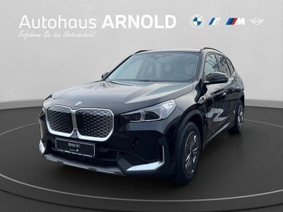 Schwarz uni Neu 2025 BMW iX1 Performance SUV | 46.200 € (Superpreis)