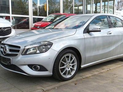Usata Mercedes A200 Urban 136 CV (100 kW) 2015 Argento Berlina