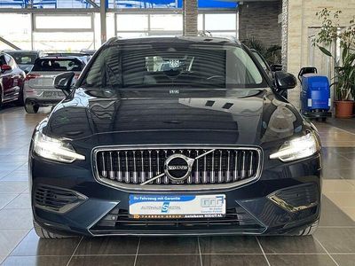 Usata Volvo V60 Inscription 341 CV (250 kW) 2021 Blu Station wagon