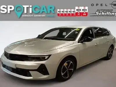Gebraucht Opel Astra 131 PS (96 kW) 2024 Kristall silber Kleinwagen