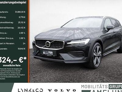 Schwarz Gebraucht 2022 Volvo V60 CC Plus Kombi | 31.890 € (Guter Preis)
