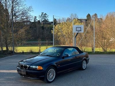 Gebraucht BMW 318 143 PS (105 kW) 2003 Blau Cabrio