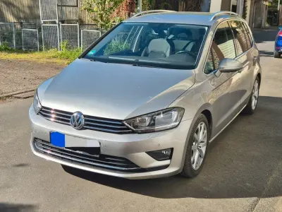 Gebraucht VW Golf Sportsvan Highline 125 PS (91 kW) 2015 Silber Van / Kleinbus