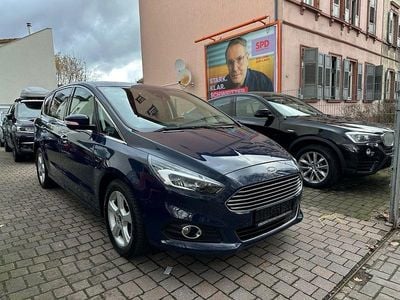 Gebraucht Ford S-MAX Titanium 241 PS (177 kW) 2018 Blau Van / Kleinbus