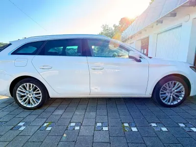 Gebraucht Seat Leon ST XCELLENCE 204 PS (150 kW) 2021 Weiß Kombi