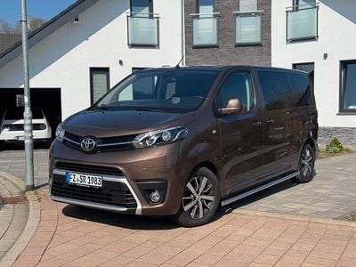 Gebraucht Toyota Proace Verso 177 PS (130 kW) 2020 Braun Kombi