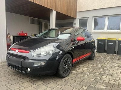Schwarz Gebraucht 2011 Fiat Punto Evo Kleinwagen | 5.500 €