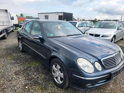 Mercedes E320