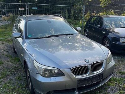 BMW 523