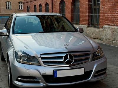Gebraucht Mercedes C220 170 PS (125 kW) 2011 Grau Limousine