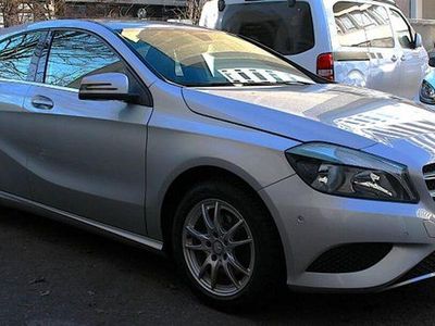 Usata Mercedes A180 Urban 122 CV (89 kW) 2013 Argento Berlina