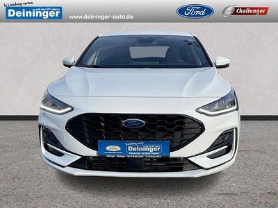Second-hand Ford Focus ST-Line 125 CP (91 kW) 2022 Alb Berlinǎ