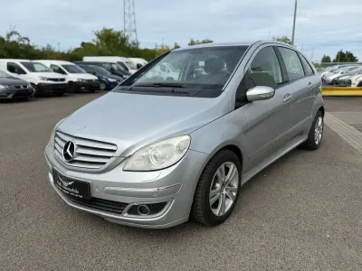 Gebraucht Mercedes B200 140 PS (102 kW) 2006 Polarsilber  metalliclack Van / Kleinbus