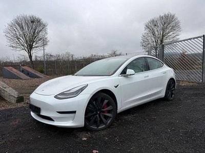 Weiß Gebraucht 2020 Tesla Model 3 Performance Limousine | 24.250 € (Guter Preis)