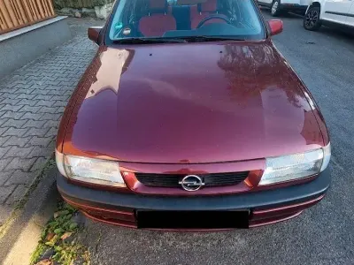 Gebraucht Opel Vectra Selection 71 PS (52 kW) 1995 Rot Limousine
