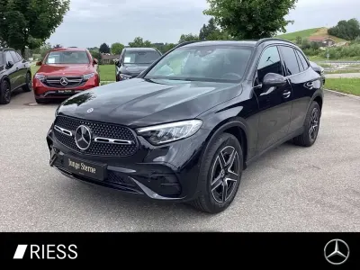Gebraucht Mercedes GLC220 AMG 197 PS (144 kW) 2025 Metalliclack obsidianschwarz SUV