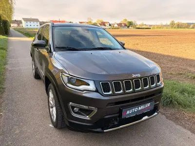 Gebraucht Jeep Compass Limited 150 PS (110 kW) 2020 Grau SUV