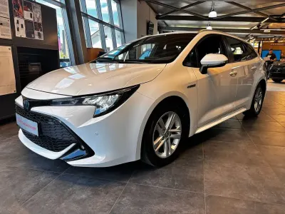 Gebraucht Toyota Corolla Comfort 122 PS (89 kW) 2019 Weiß Kombi