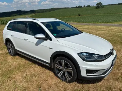 Gebraucht VW Golf Alltrack 184 PS (135 kW) 2017 Weiß Kombi