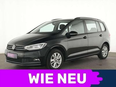 Second-hand VW Touran Comfortline 122 CP (89 kW) 2022 Negru Monovolum