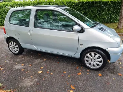 Gebraucht Renault Twingo Dynamique 75 PS (55 kW) 2005 Silber Kleinwagen
