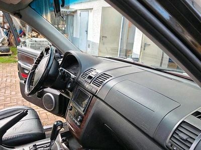 Usata SsangYong Rexton 163 CV (119 kW) 2006 Nero SUV