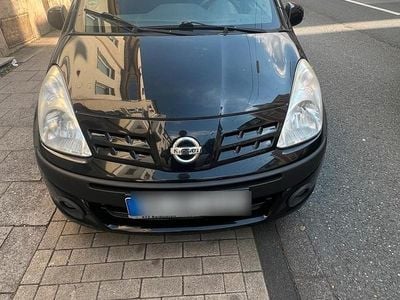 Nissan Pixo
