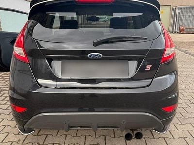Second-hand Ford Fiesta S 95 CP (69 kW) 2012 Negru Hatchback