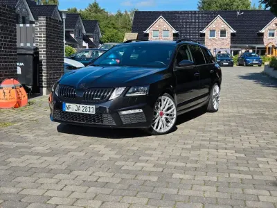 Gebraucht Skoda Octavia RS 245 PS (180 kW) 2019 Schwarz Kombi