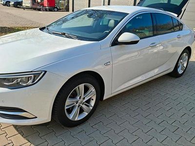 Gebraucht Opel Insignia Innovation 136 PS (100 kW) 2019 Weiß Limousine