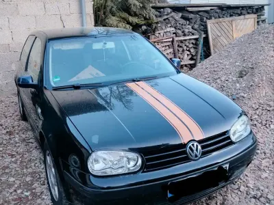 Gebraucht VW Golf IV 75 PS (55 kW) 2003 Schwarz Kleinwagen