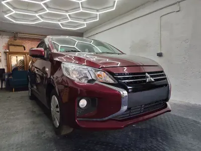Second-hand Mitsubishi Space Star Select 71 CP (52 kW) 2022 Roșu Hatchback