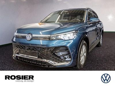 Blau Neu 2025 VW Tiguan R-line SUV | 55.910 €