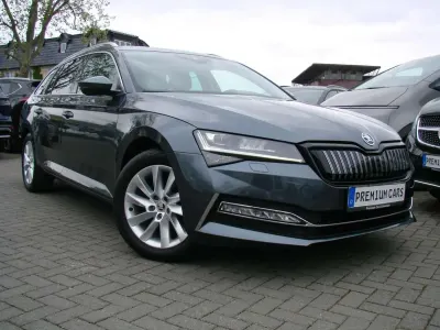 Gebraucht Skoda Superb Style 218 PS (160 kW) 2020 Metal grau Kombi