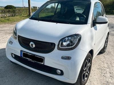 Second-hand Smart ForTwo Coupé Passion 90 CP (66 kW) 2019 Alb Coupe