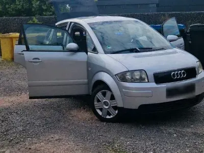 Gebraucht Audi A2 75 PS (55 kW) 2001 Silber Kleinwagen