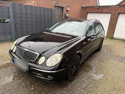 Mercedes E280
