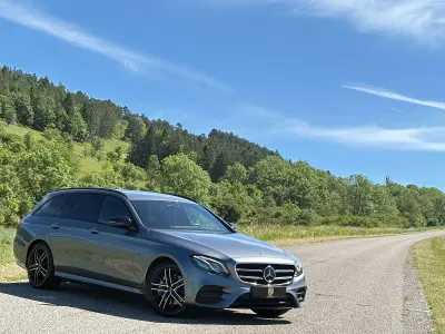 Gebraucht Mercedes E300 194 PS (142 kW) 2019 Grau Kombi